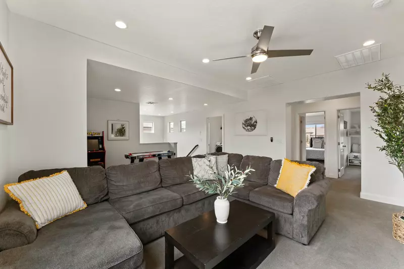 Upstairs Loft with Games