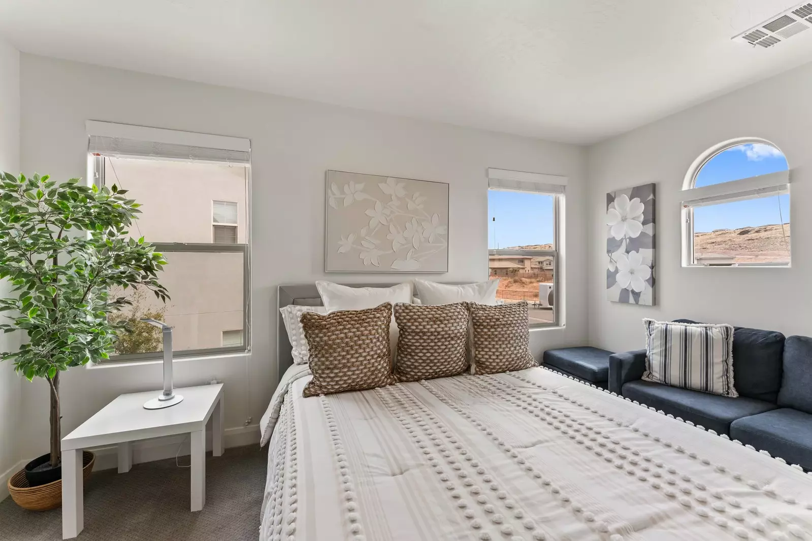 Queen Bedroom