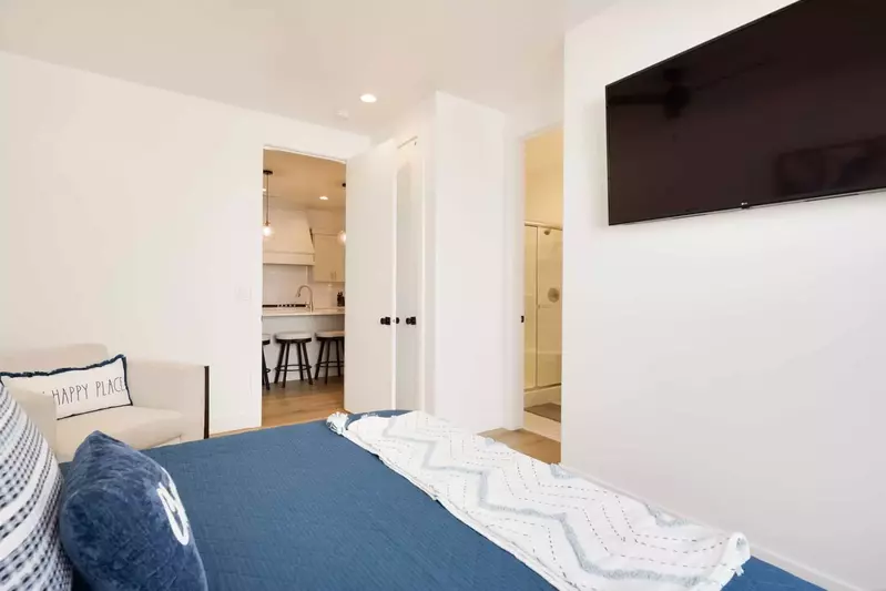 King Downstairs Bedroom