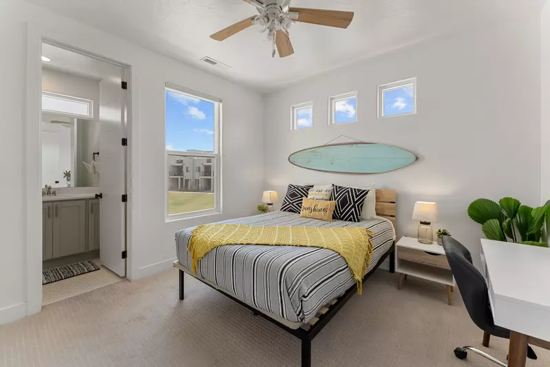 Queen Bedroom