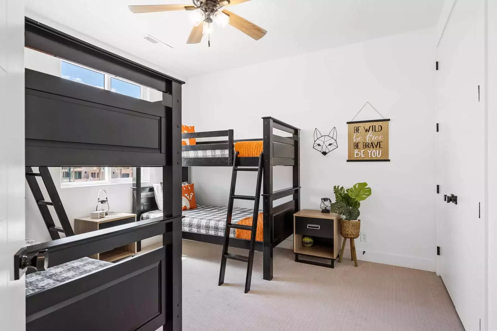 2T/T (M) Bunk Room