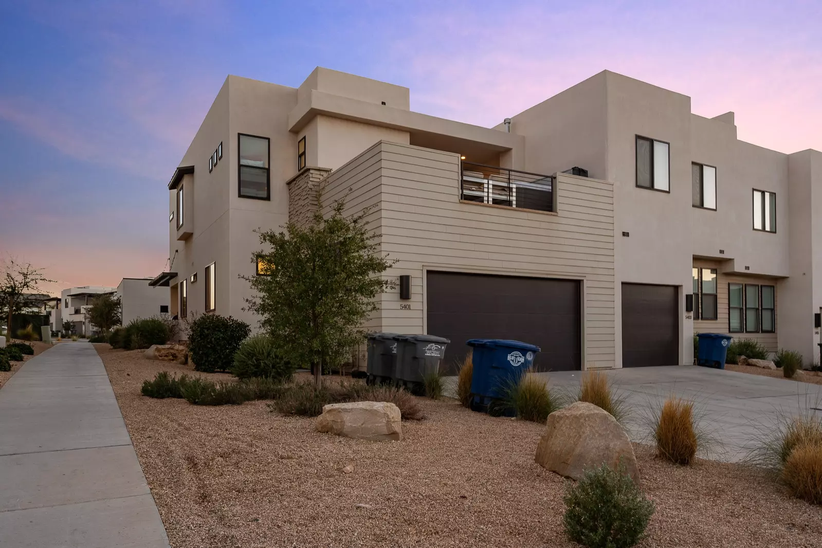 Exterior - Garage