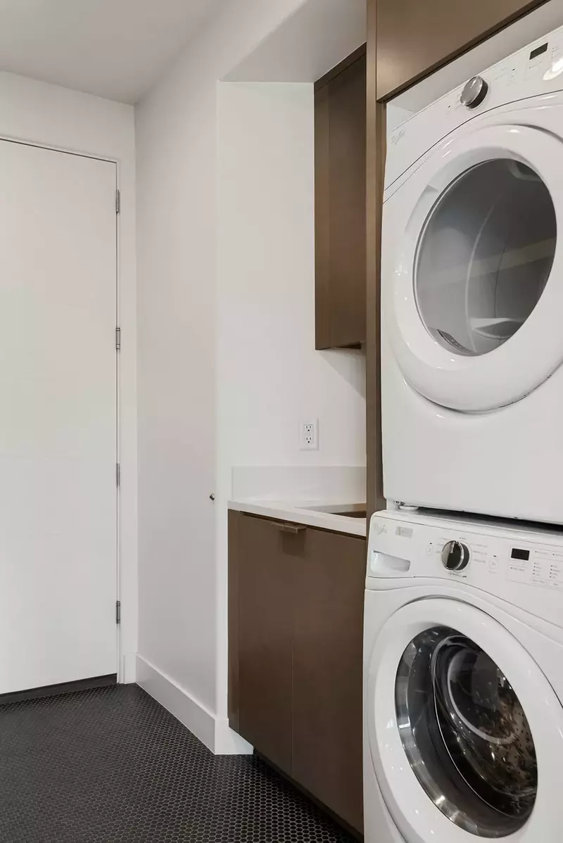 Washer / Dryer