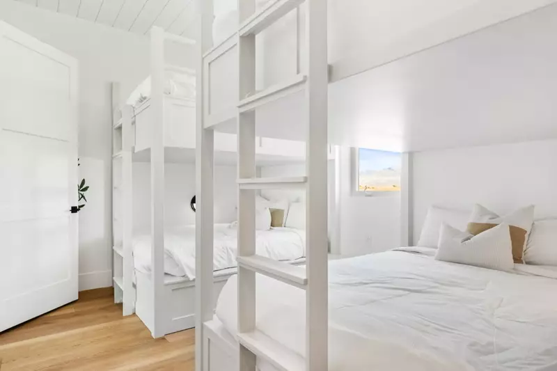 2 Queen/Queen Bunks and 1 Twin/Twin Bunk