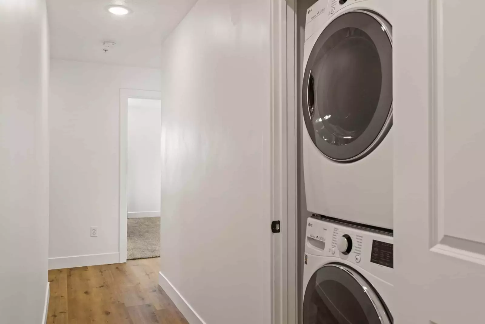 Washer & Dryer
