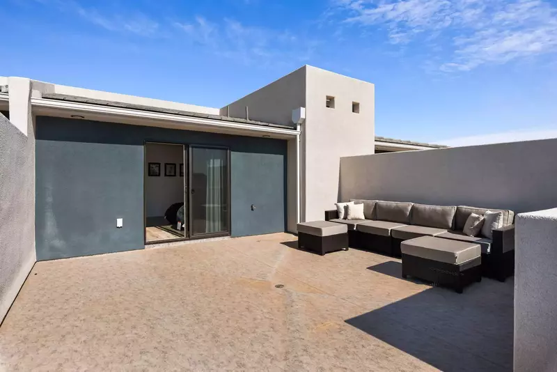 3rd Floor Patio