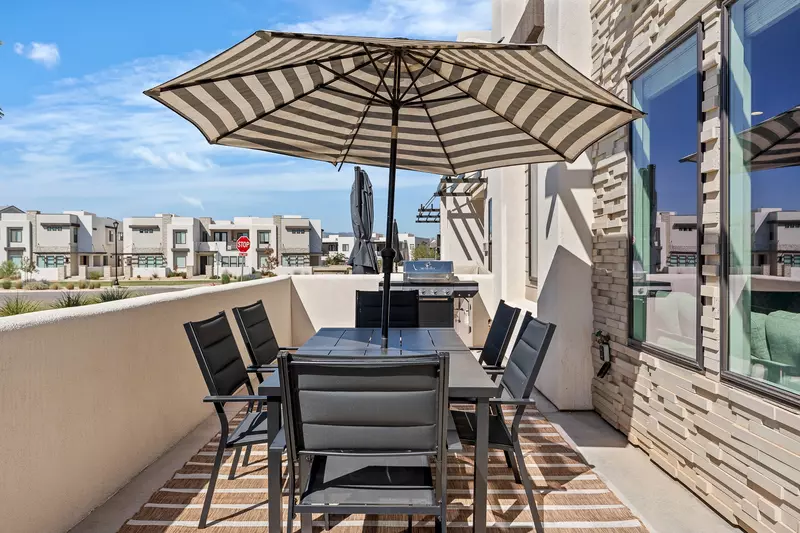 Outdoor Dining Area