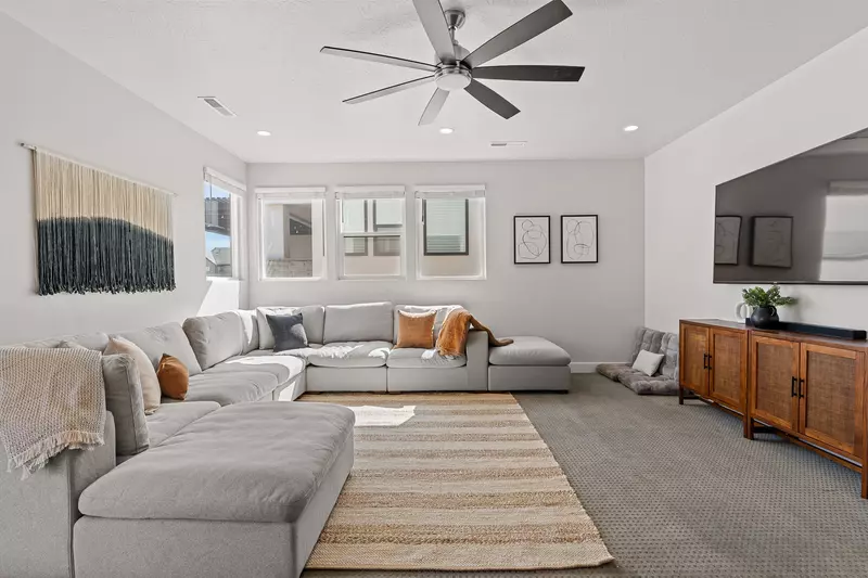 2nd Floor Living Space