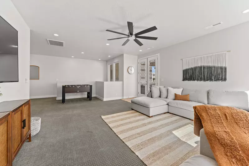 2nd Floor Living Space