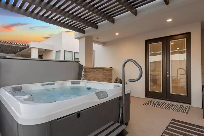 Private Hot Tub