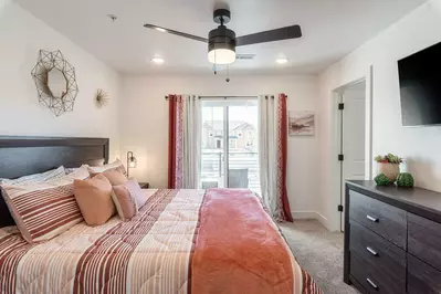 Second Floor King Master