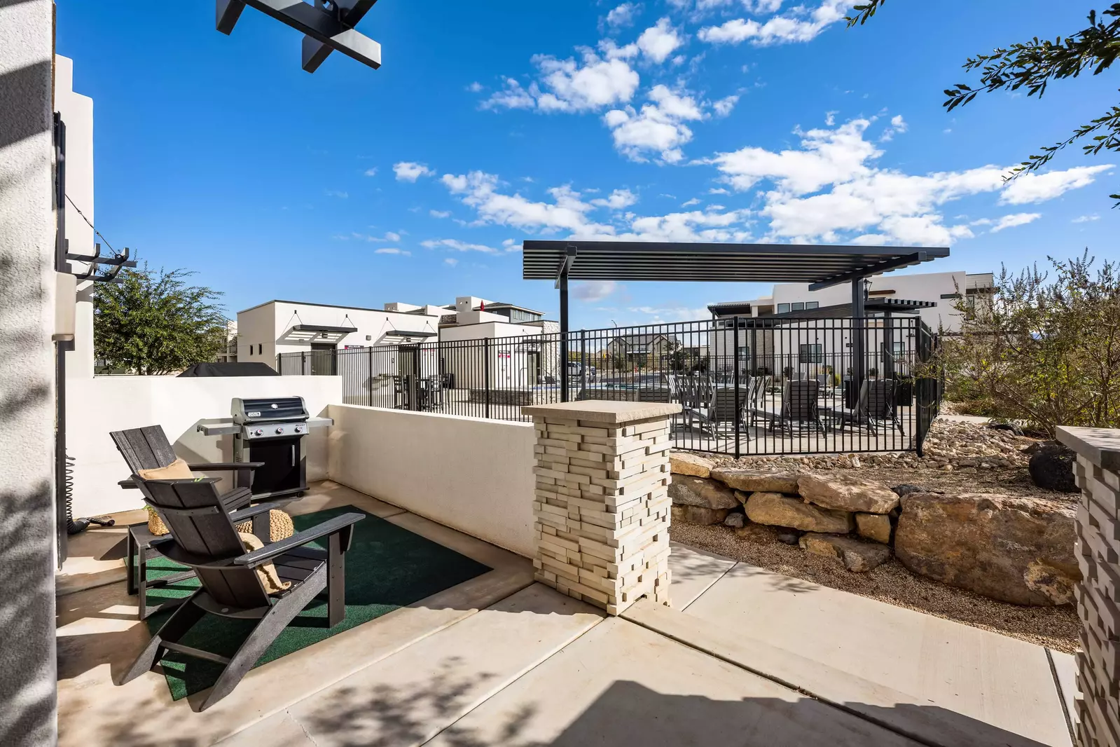 Grill / Patio Seating