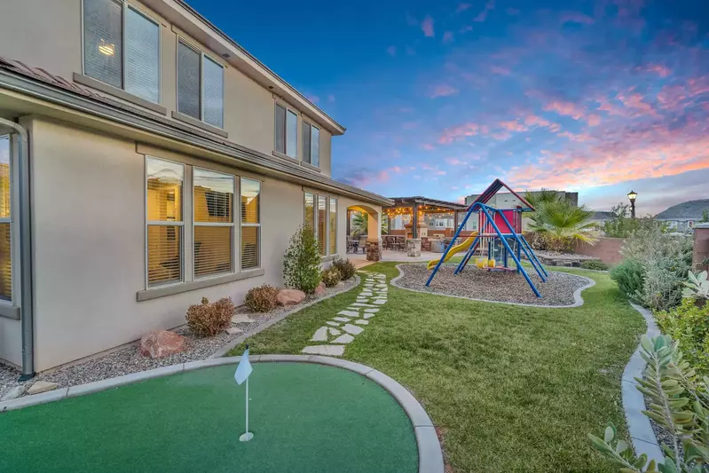 Private Putting Green