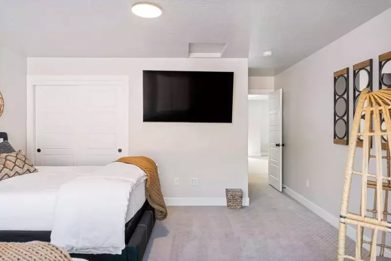 Double Queen Bedroom Entrance