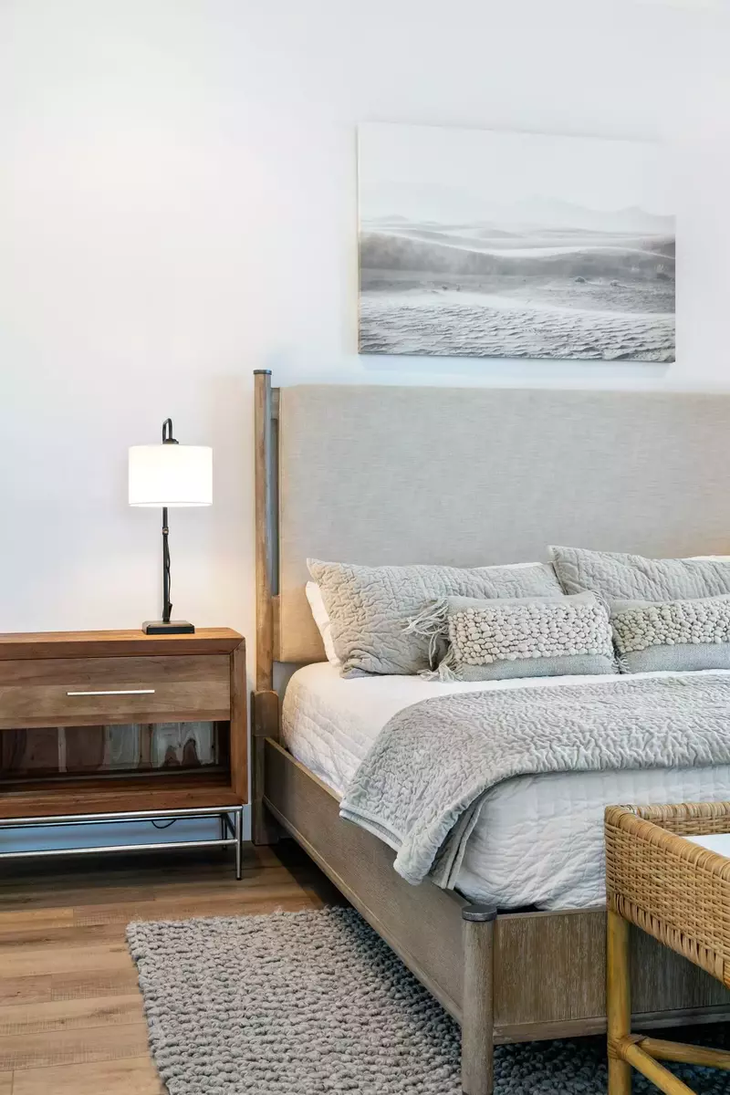 Master King Bedroom