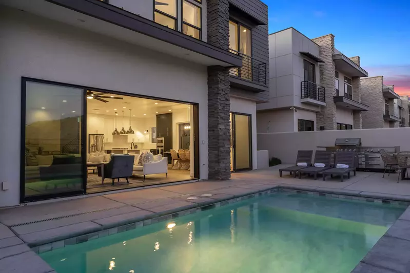 Private Pool
