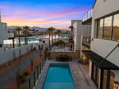 Vinnie's Beach House