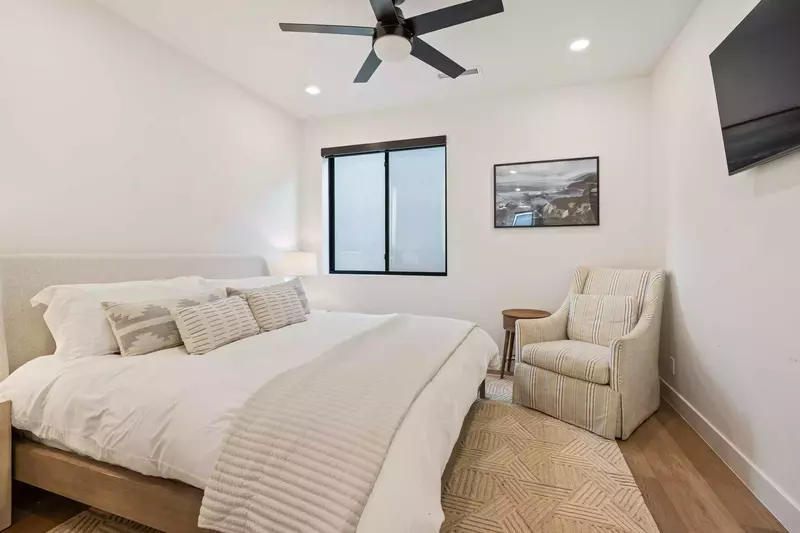 King Bedroom