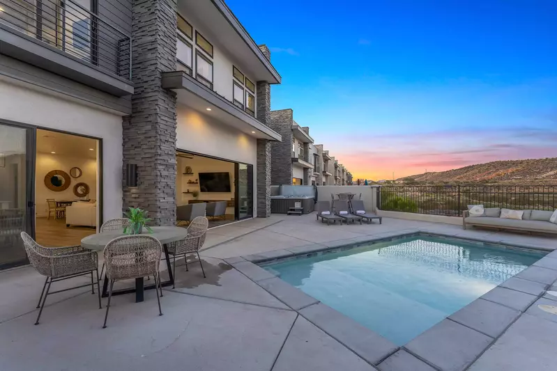 Private Pool