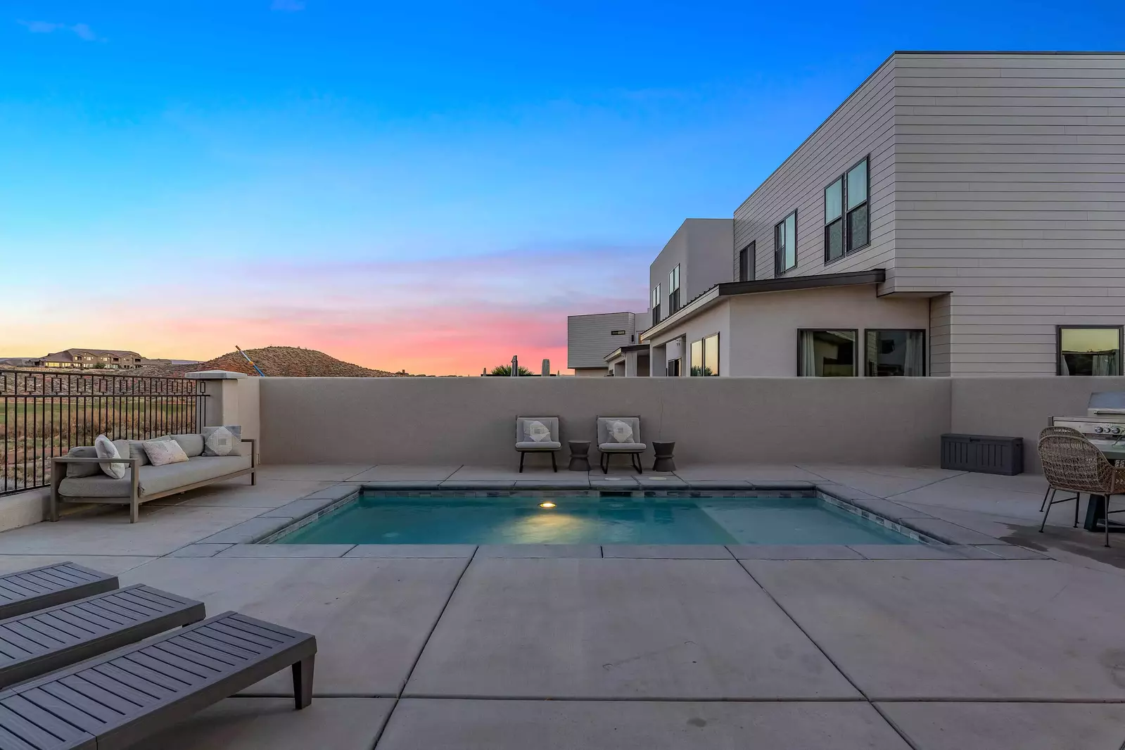 Private Pool
