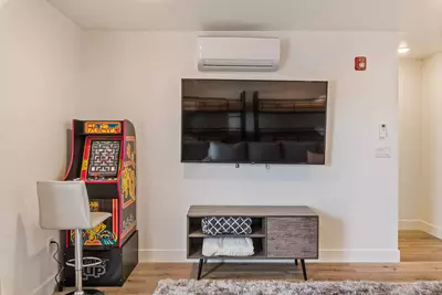 3rd Floor Entertainment Room & Arcade