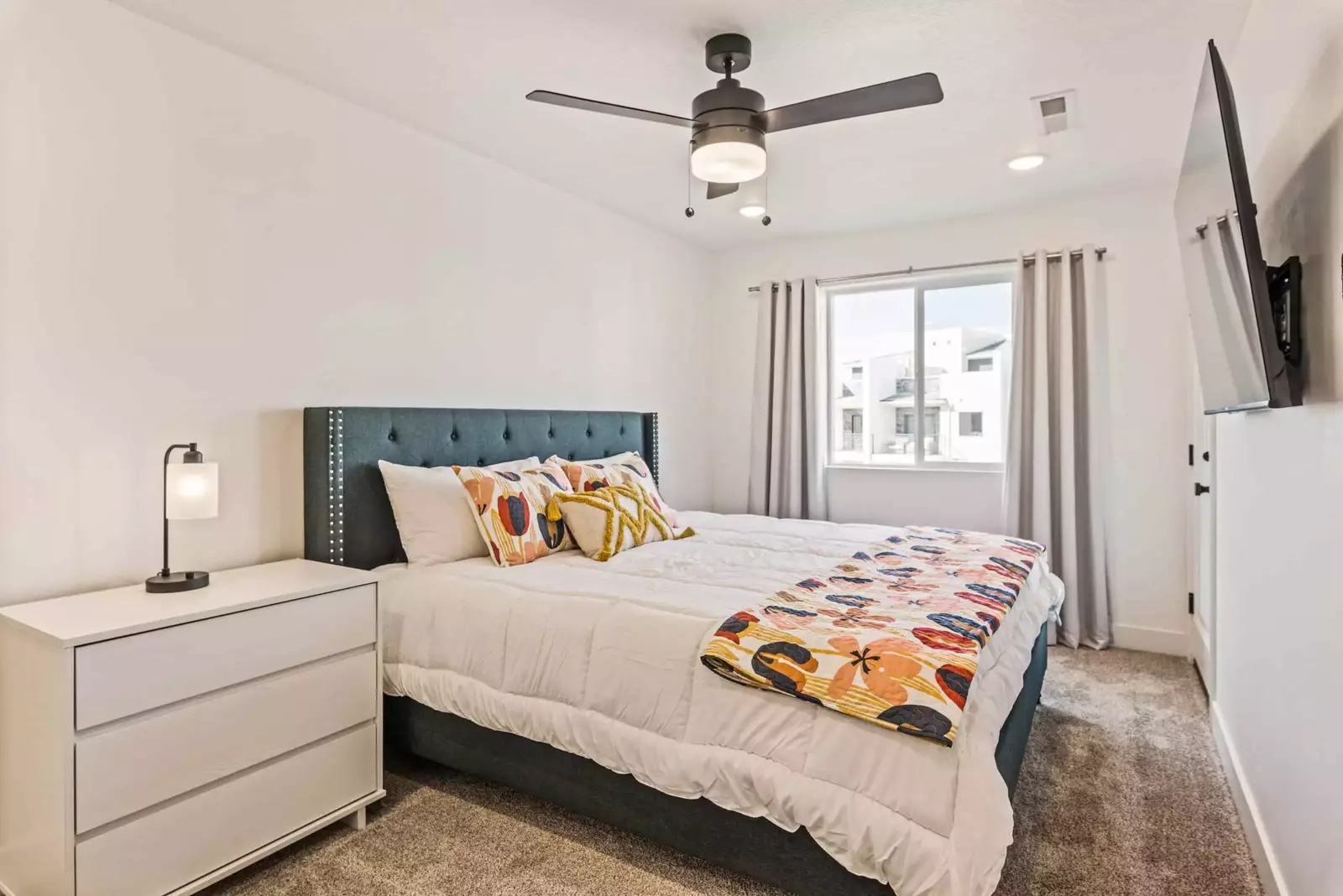 2nd Floor Master King Bedroom