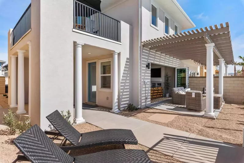 Patio Seating / Backyard