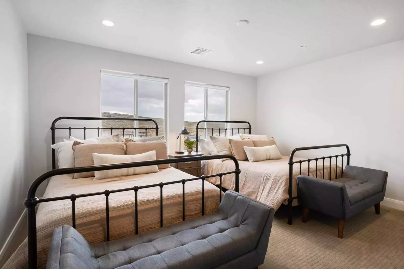 Queen Bedroom