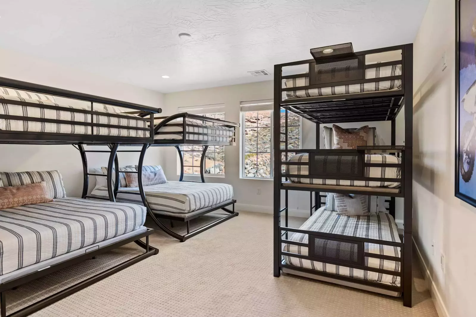 2 Full/Full Bunks, 1 Twin/Twin/Twin Bunk