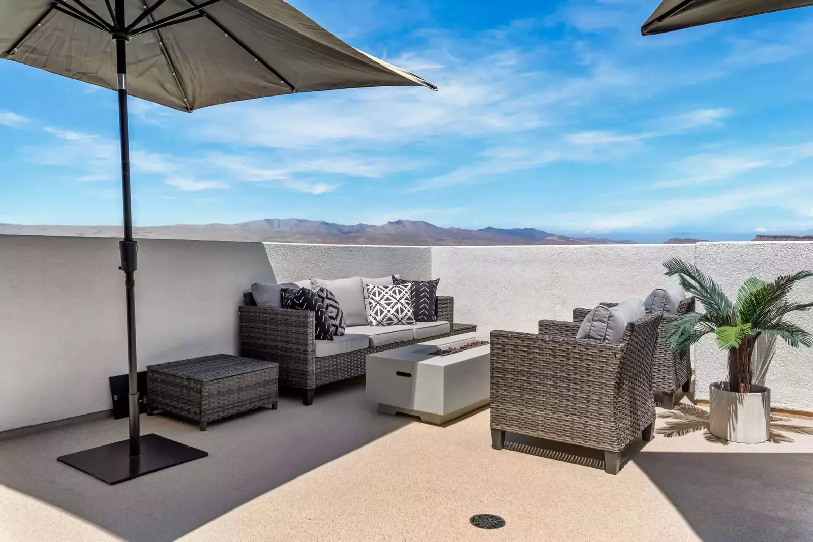 Rooftop Balcony