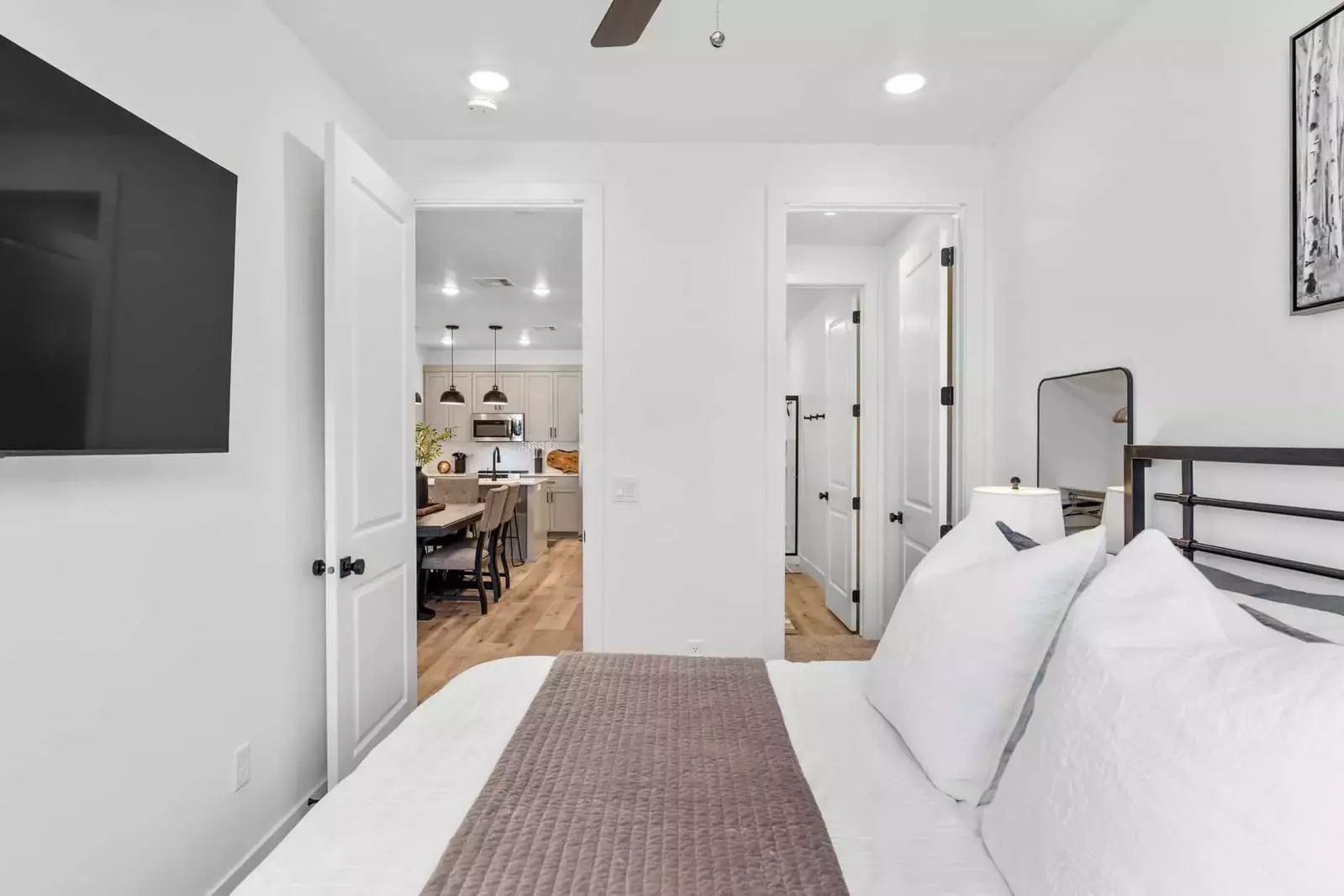 King Bedroom