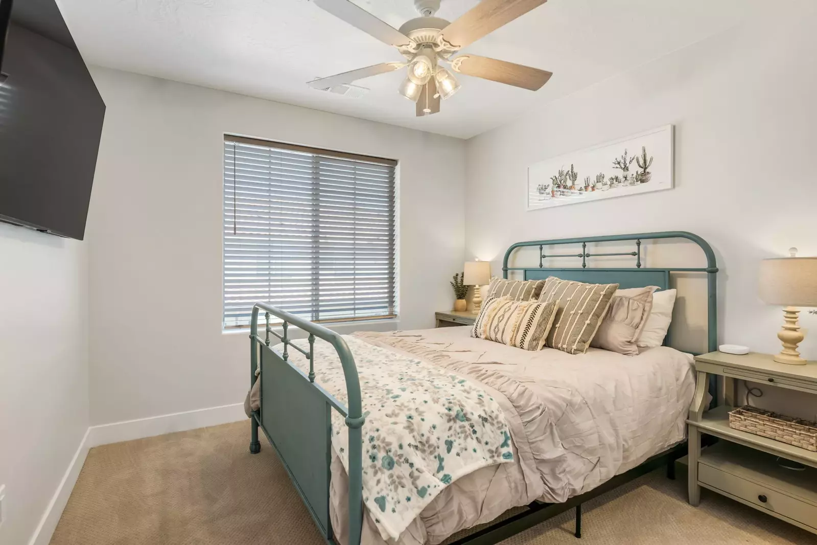Queen Bedroom