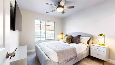 Queen Bedroom