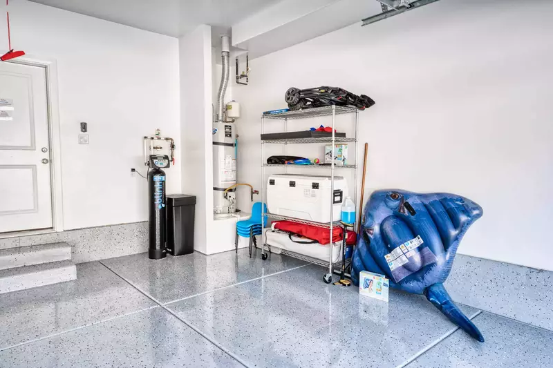 Garage and Toys