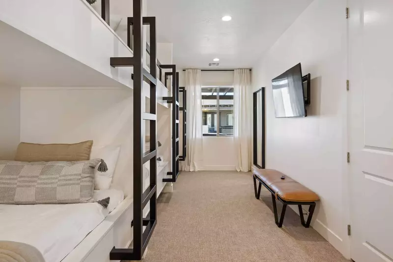 3T/T Bunkbeds