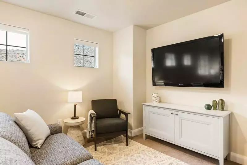 King Bedroom Area
