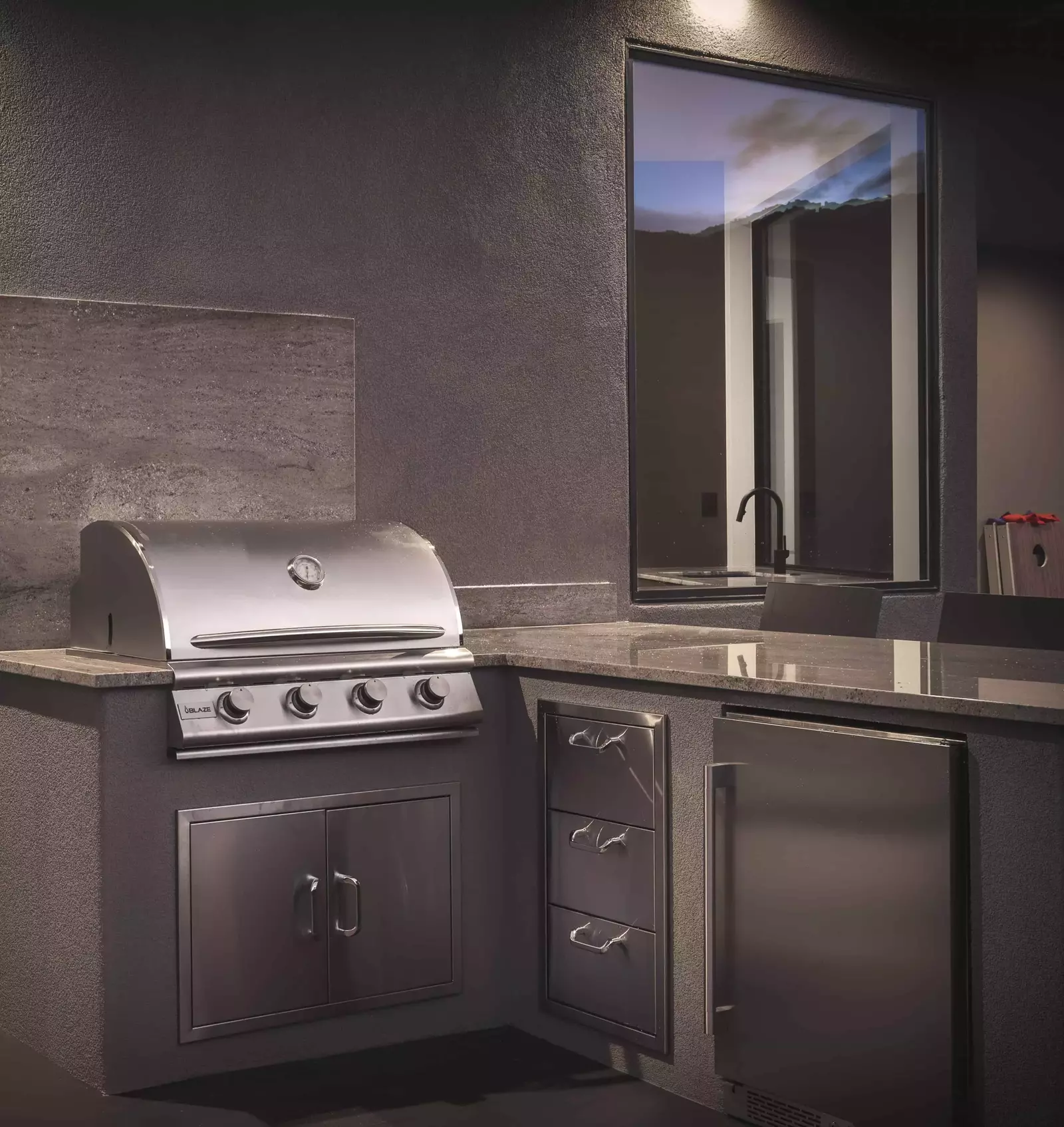 Outdoor Grill