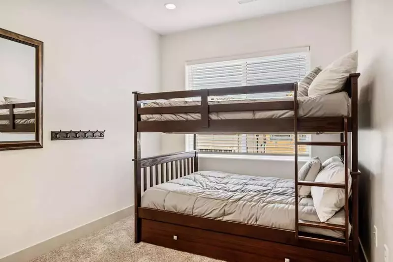 Full/Full Bunk with Trundle