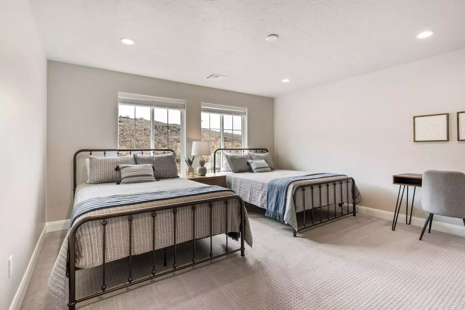 Queen Bedroom