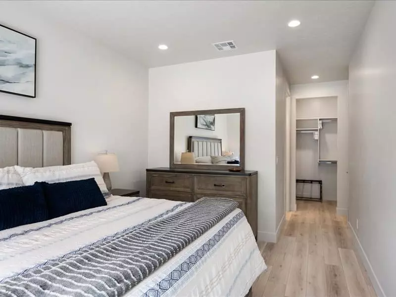 King Bedroom
