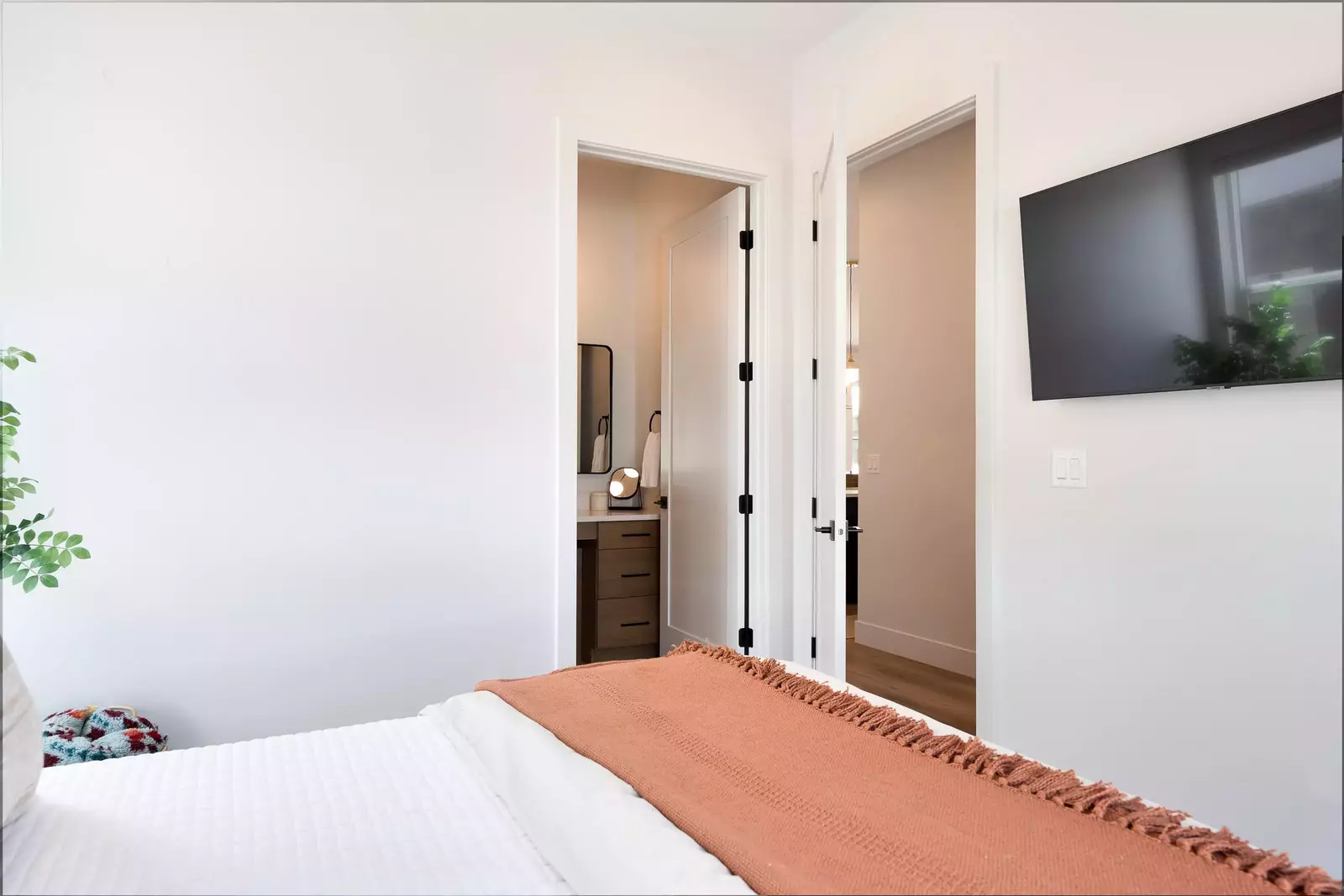 Queen Bedroom with Attached Bathroom