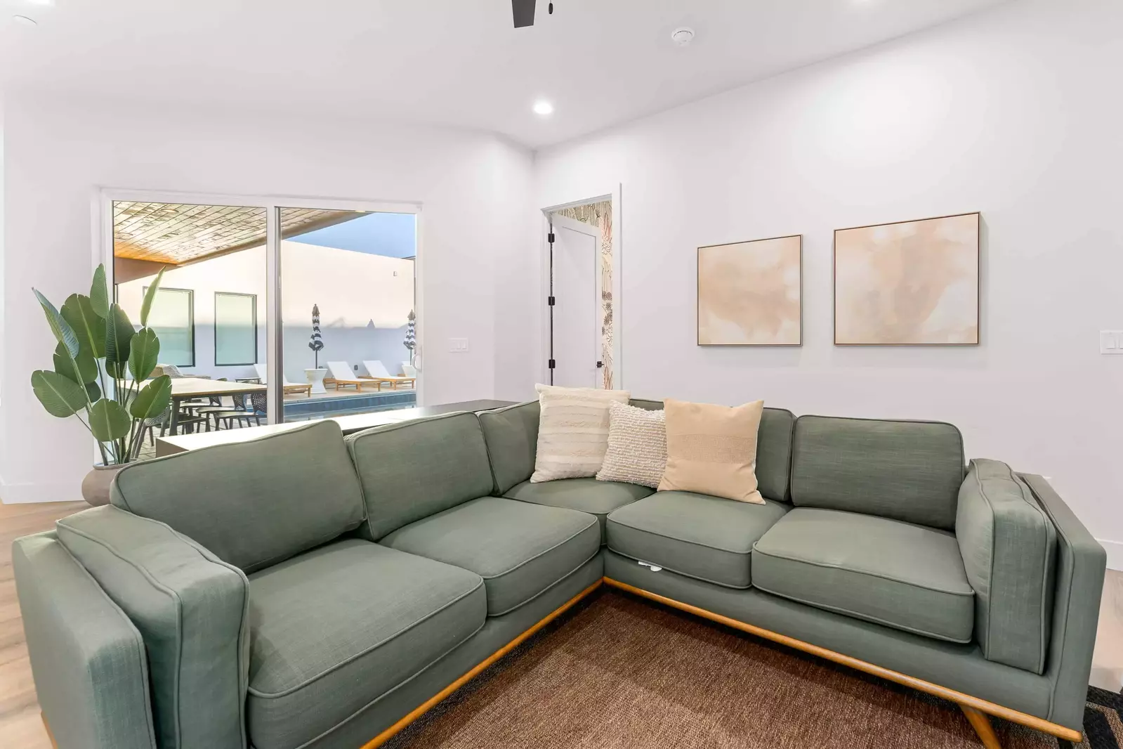 2nd Living Space