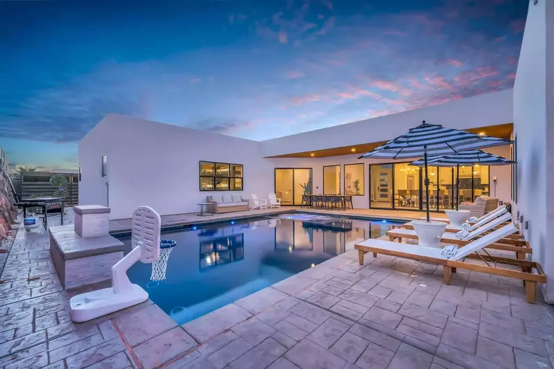 Private Pool and Hot Tub