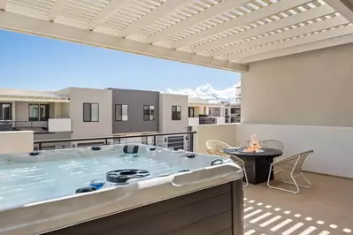 Private Hot Tub