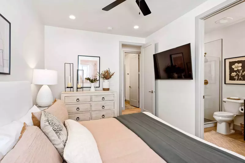 King Bedroom