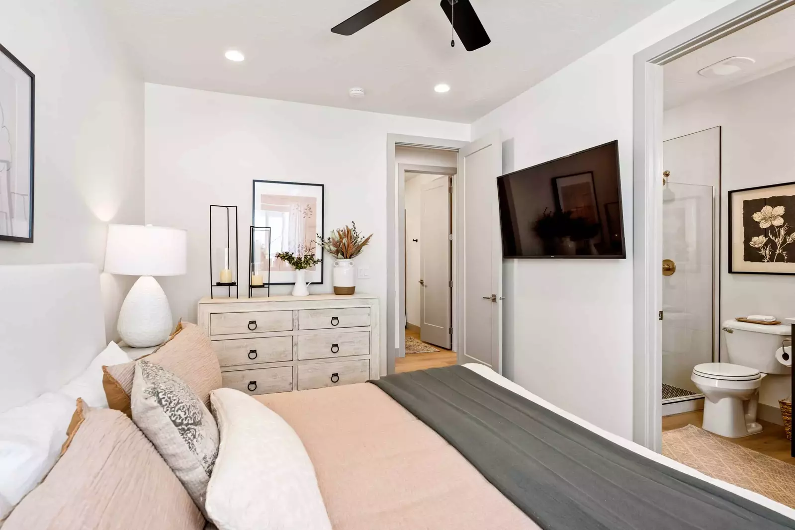 King Bedroom