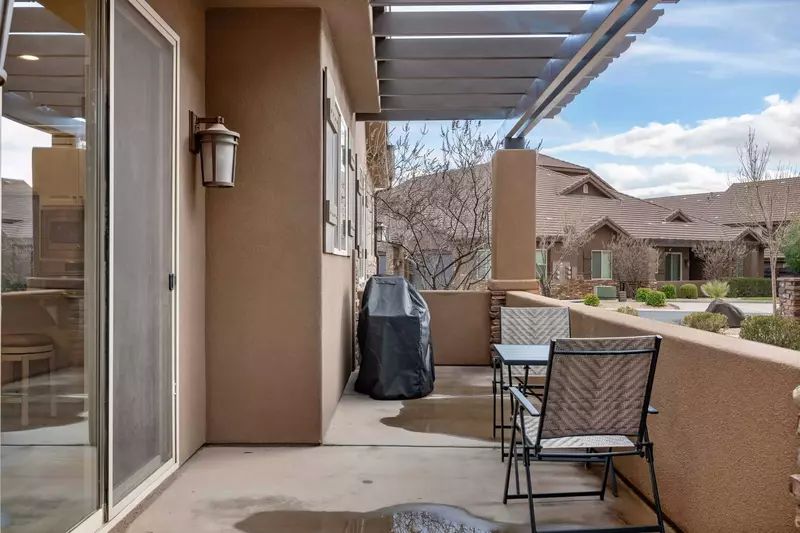Grill / Porch
