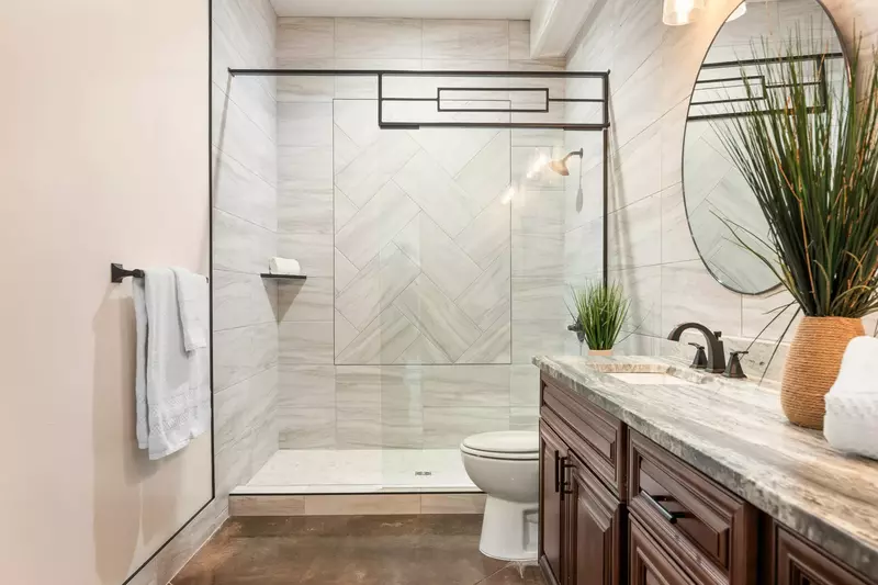 Master Bath