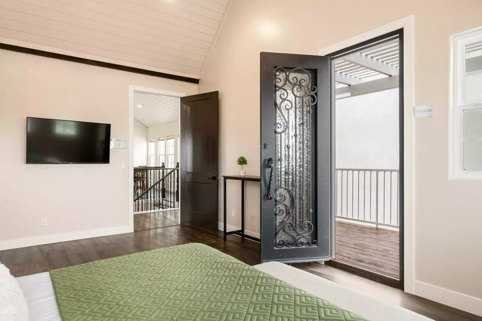 King Bedroom