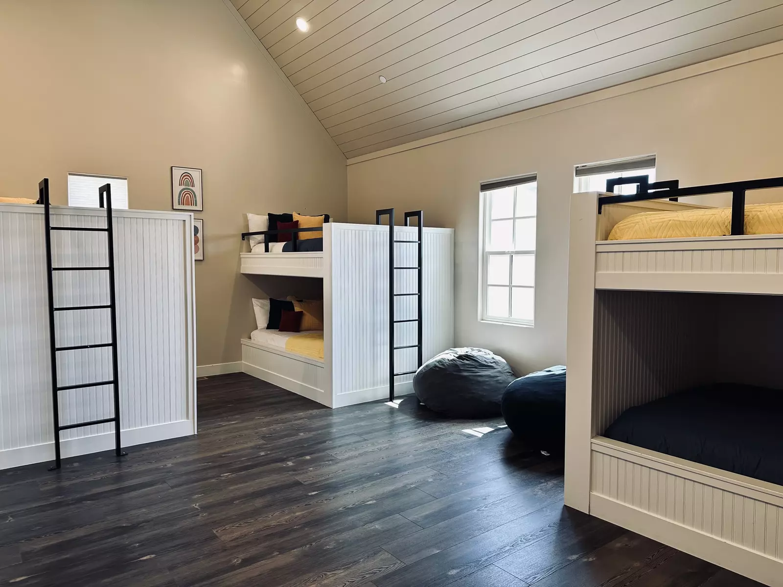 3 Full/Full Bunks, 1 Twin Bunk Room